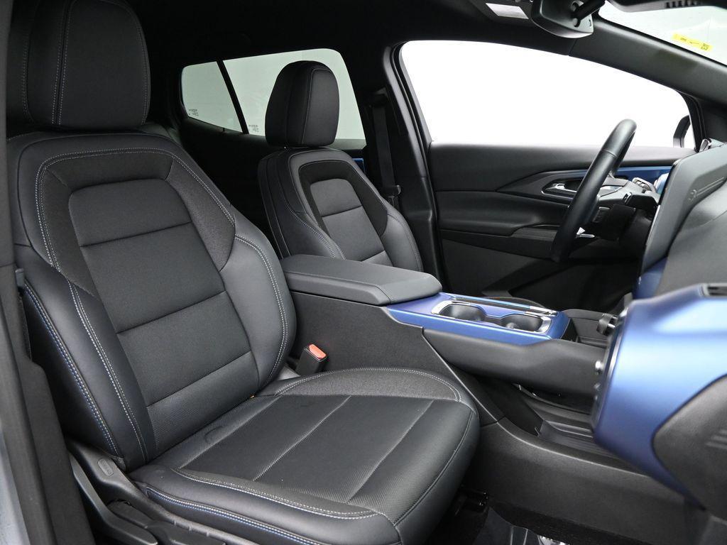 used 2025 Chevrolet Equinox EV car, priced at $24,891