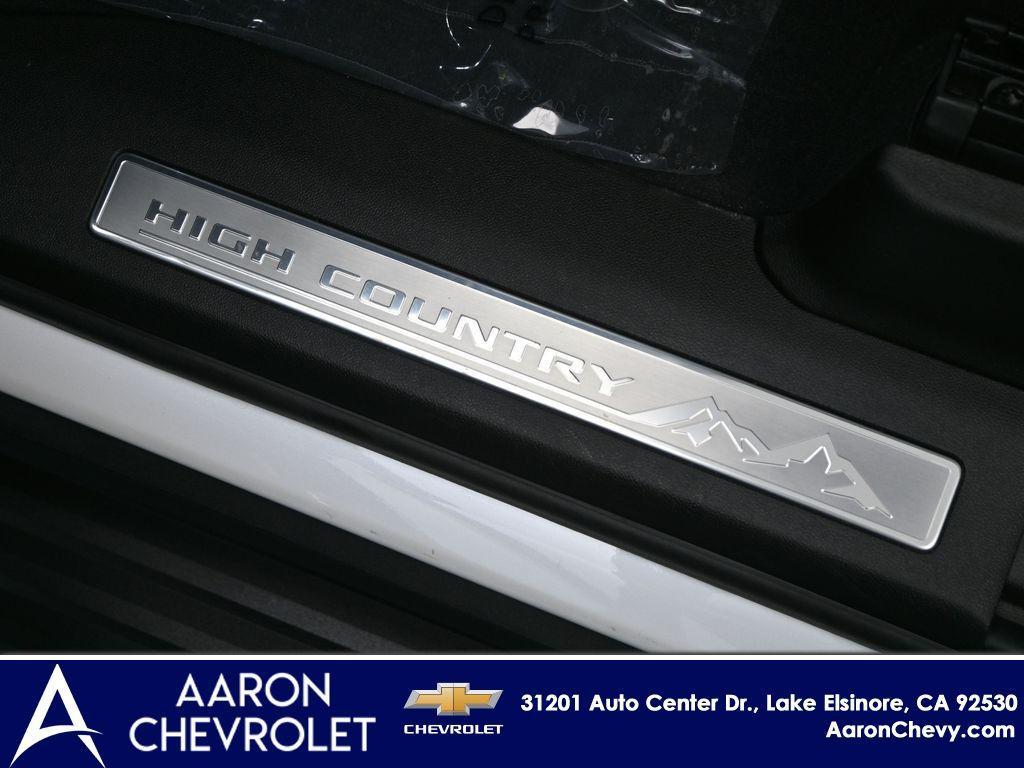 new 2024 Chevrolet Suburban car, priced at $85,503