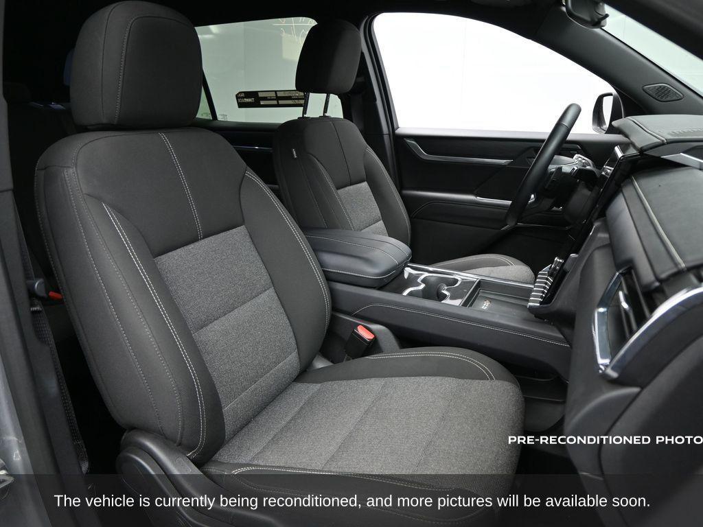 used 2025 GMC Acadia car, priced at $33,254