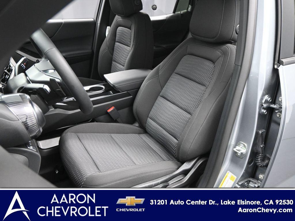 new 2026 Chevrolet Equinox car, priced at $30,990