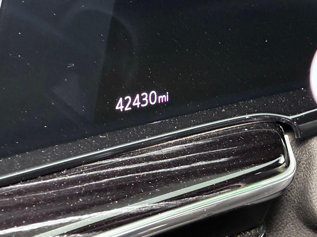 used 2023 Cadillac Escalade car, priced at $69,197