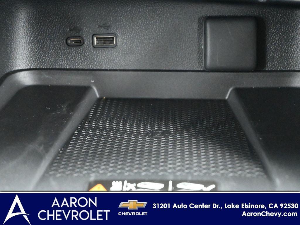 new 2026 Chevrolet Traverse car, priced at $47,350