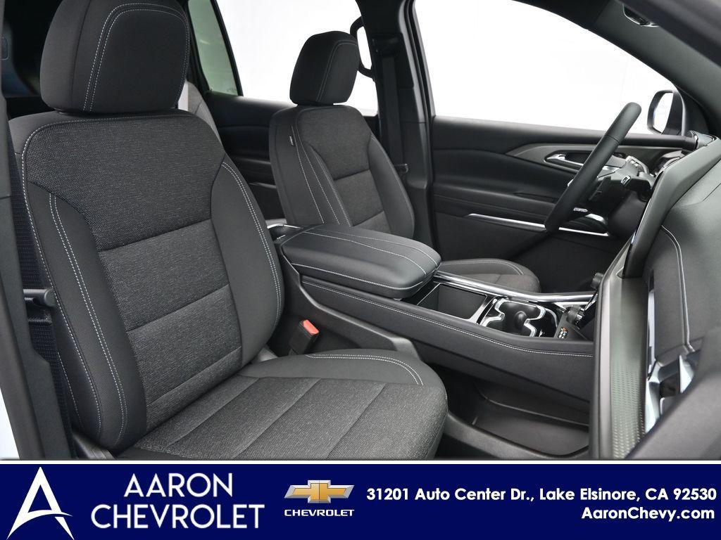 new 2026 Chevrolet Traverse car, priced at $47,350