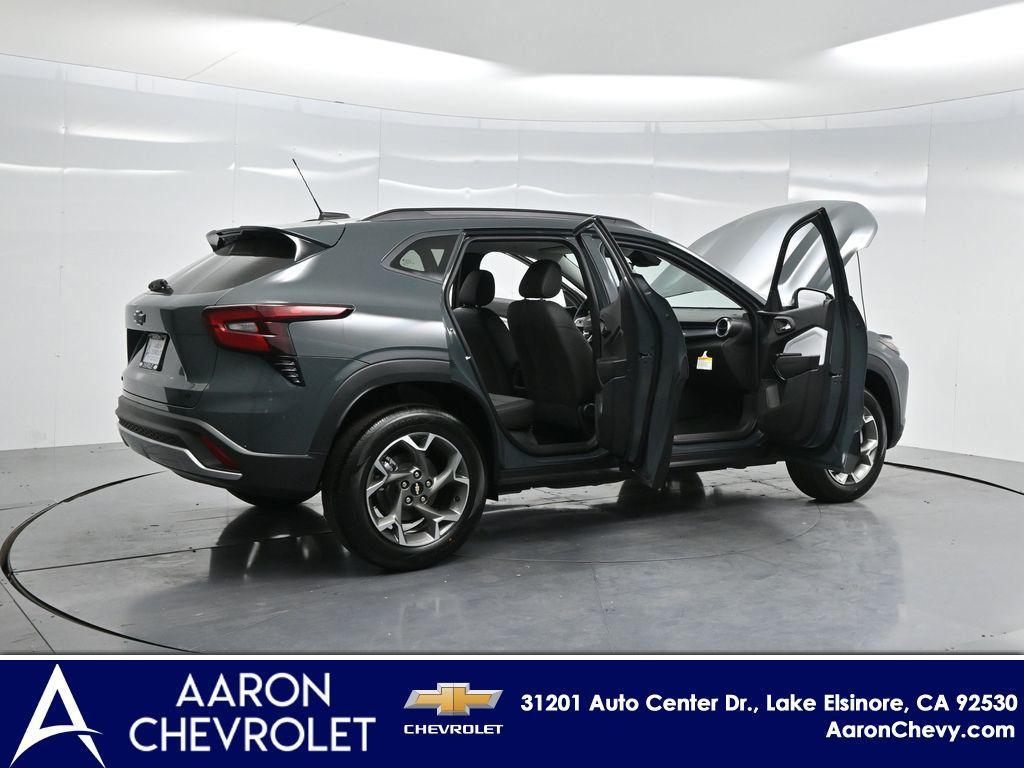 new 2026 Chevrolet Trax car, priced at $23,459