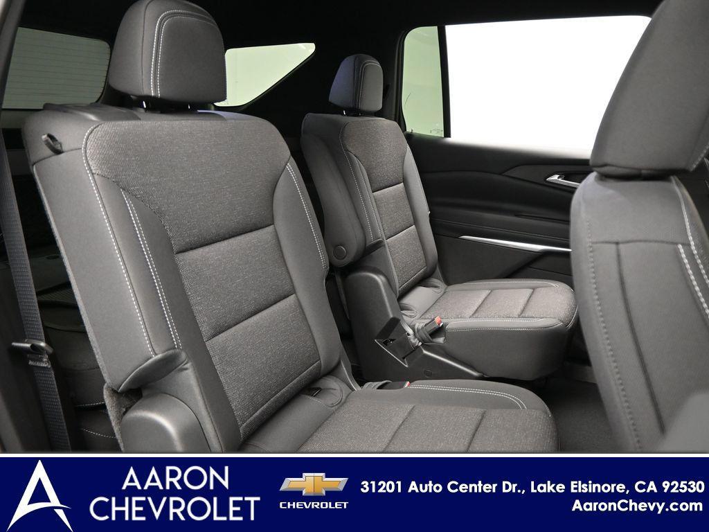 new 2026 Chevrolet Traverse car, priced at $44,030