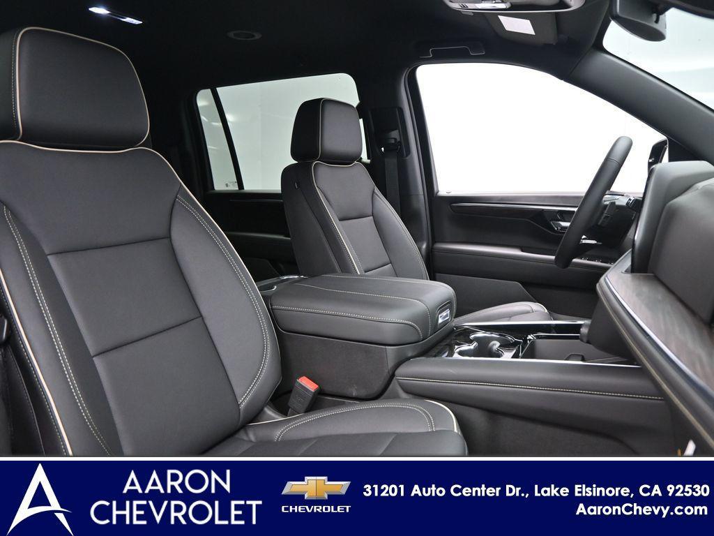 new 2025 Chevrolet Suburban car, priced at $77,732