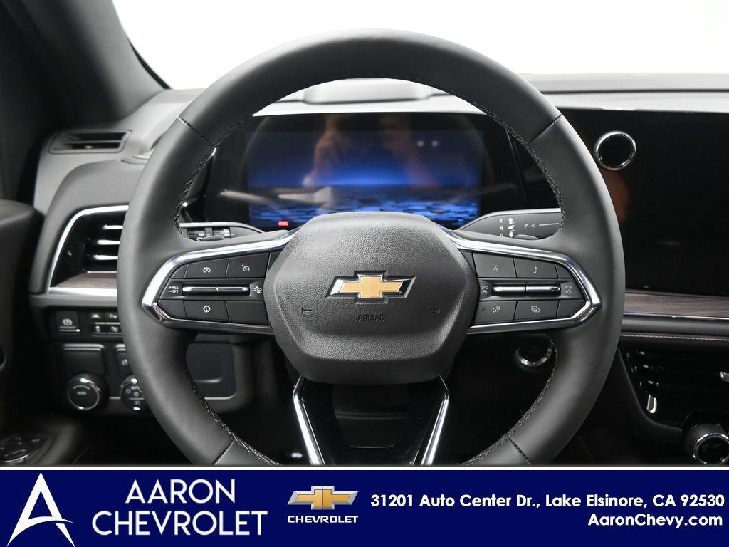 new 2025 Chevrolet Suburban car, priced at $77,732