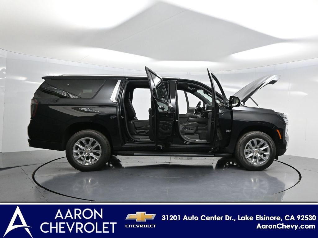 new 2025 Chevrolet Suburban car, priced at $77,732