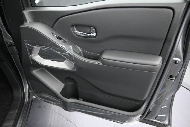 new 2027 Nissan Frontier car, priced at $35,598