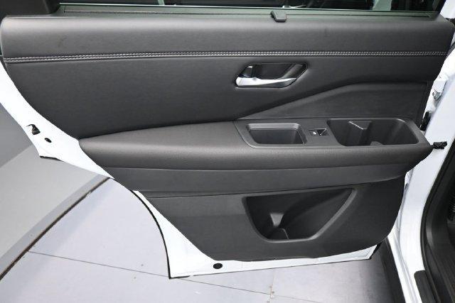 new 2026 Nissan Pathfinder car, priced at $45,955
