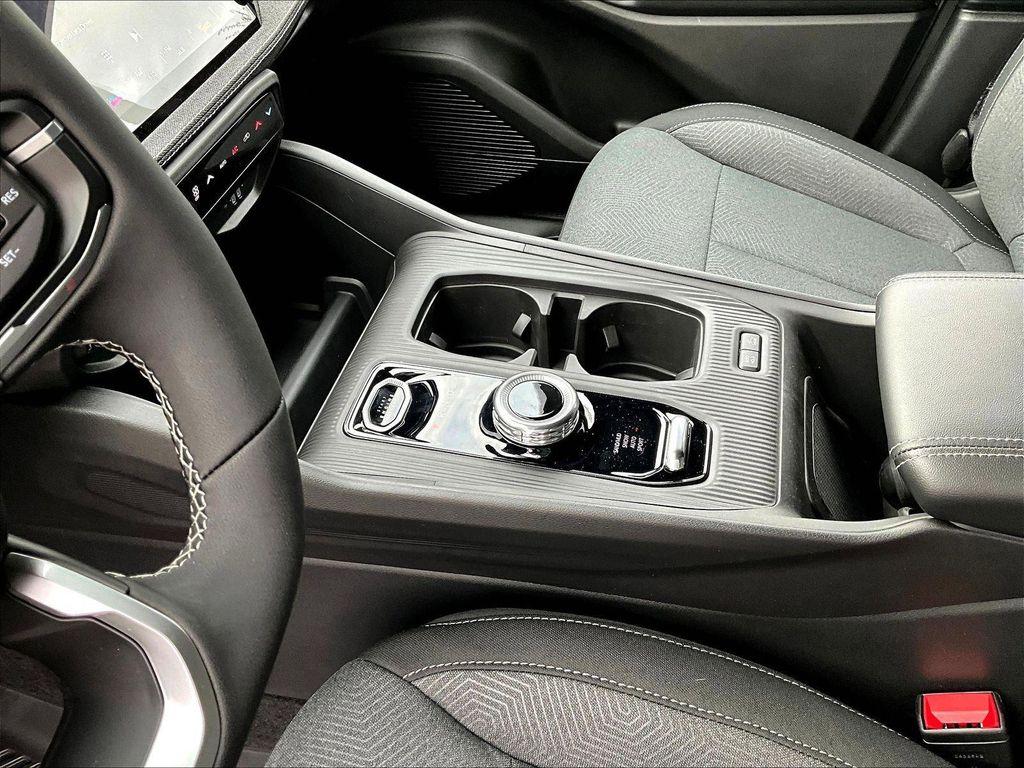 new 2026 Jeep Cherokee car, priced at $37,110