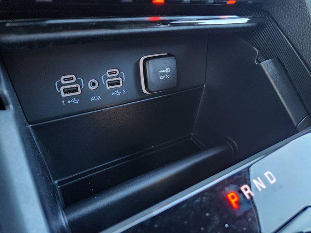 new 2025 Jeep Grand Cherokee car, priced at $37,290