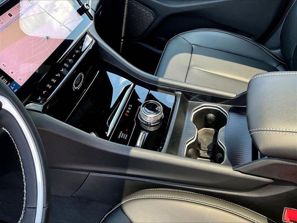 new 2026 Jeep Grand Cherokee car, priced at $42,314