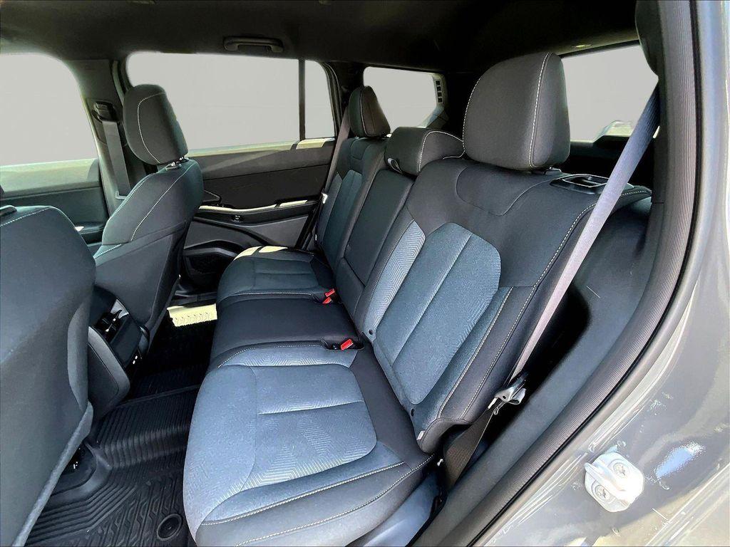 new 2026 Jeep Cherokee car, priced at $37,605