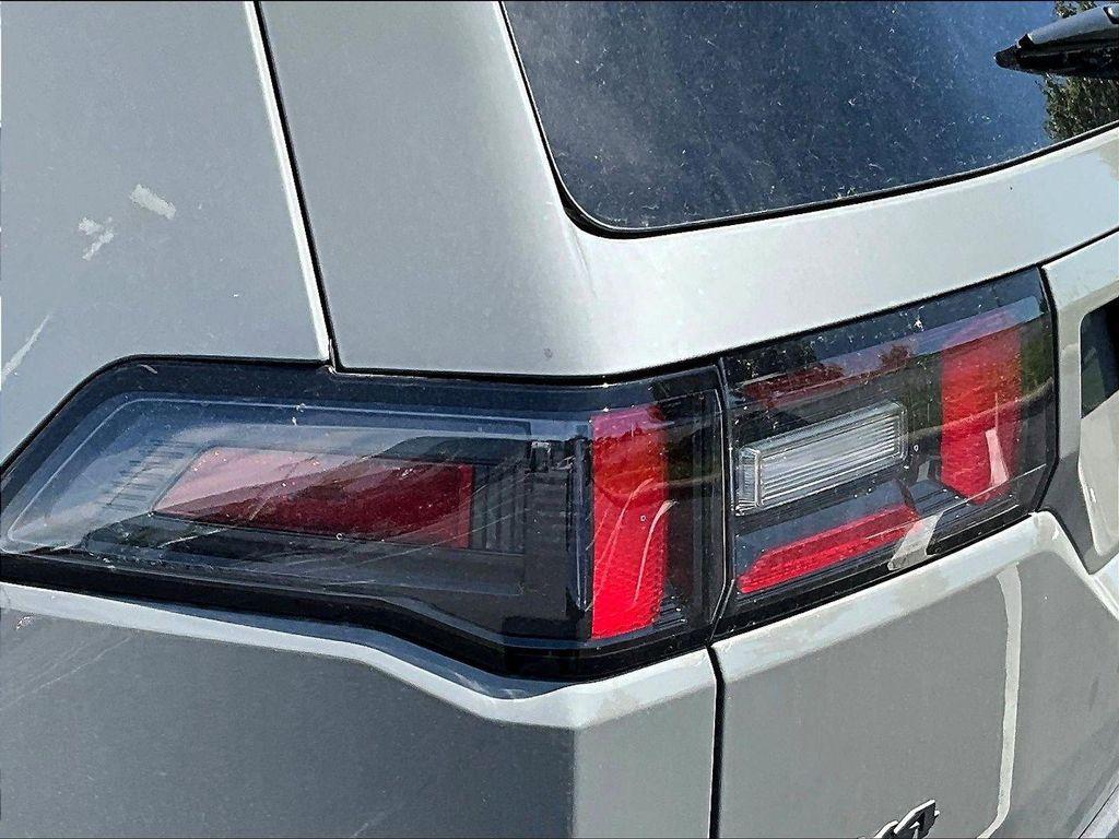 new 2026 Jeep Cherokee car, priced at $37,605