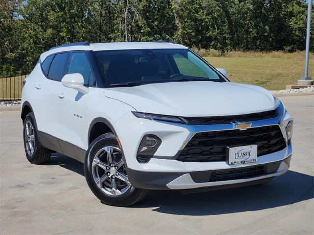 new 2025 Chevrolet Blazer car, priced at $34,072