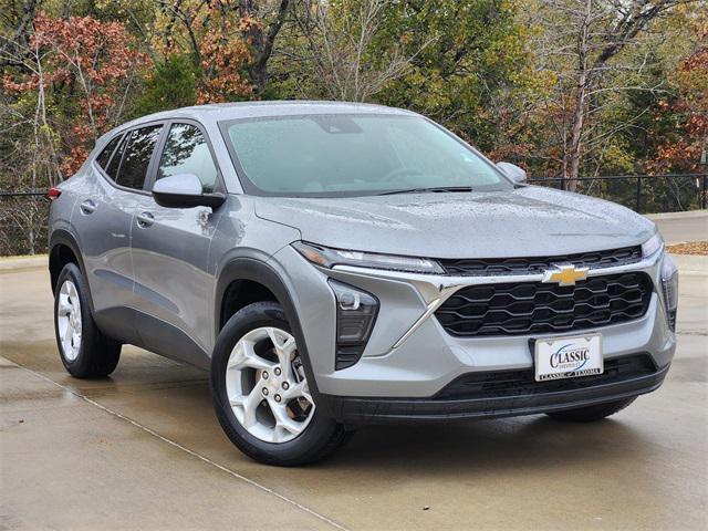 used 2024 Chevrolet Trax car, priced at $19,960