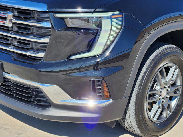 used 2025 GMC Acadia car, priced at $33,690