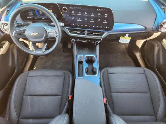 new 2025 Chevrolet Equinox EV car, priced at $33,590