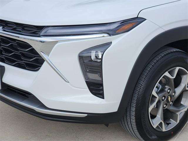 new 2026 Chevrolet Trax car, priced at $25,045