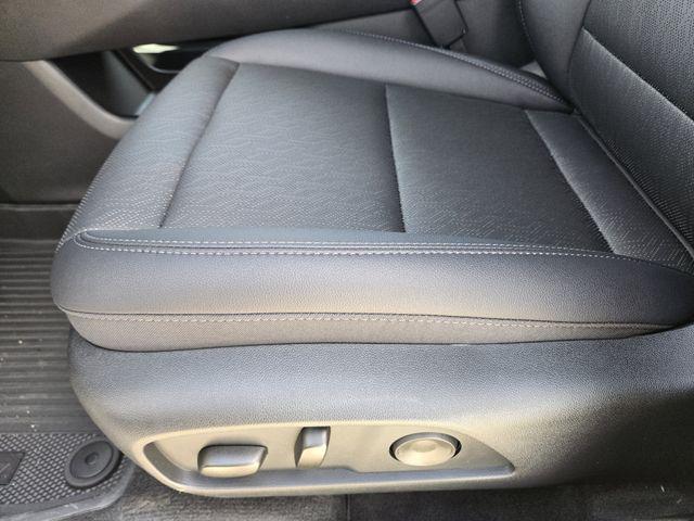 new 2026 Chevrolet Equinox car, priced at $31,680