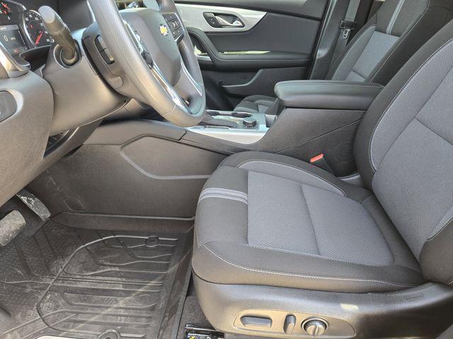 new 2025 Chevrolet Blazer car, priced at $38,453