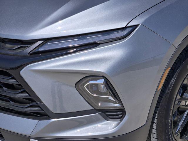 new 2025 Chevrolet Blazer car, priced at $38,453
