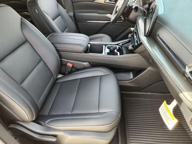 new 2026 Chevrolet Traverse car, priced at $42,943