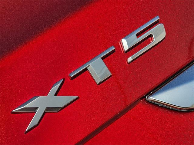 new 2025 Cadillac XT5 car, priced at $56,585