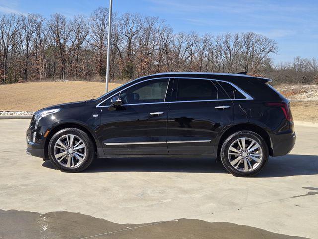 used 2025 Cadillac XT5 car, priced at $41,490