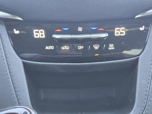 used 2025 Cadillac XT5 car, priced at $41,490