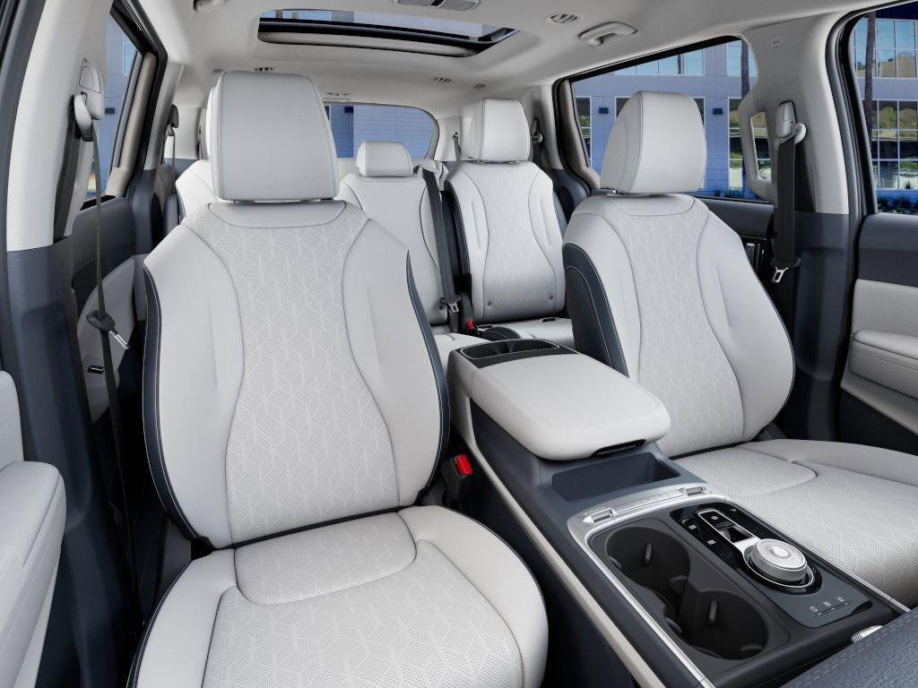 new 2026 Kia Carnival Hybrid car, priced at $48,581