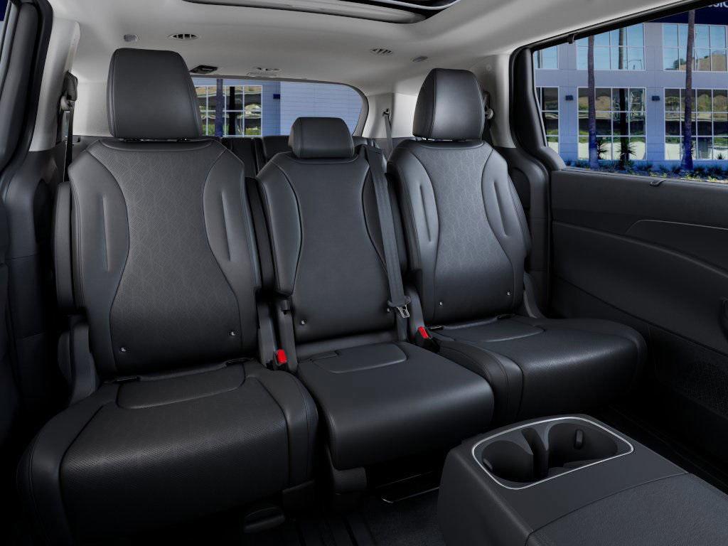 new 2026 Kia Carnival Hybrid car, priced at $51,395