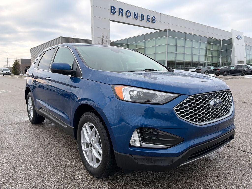 used 2024 Ford Edge car, priced at $27,300