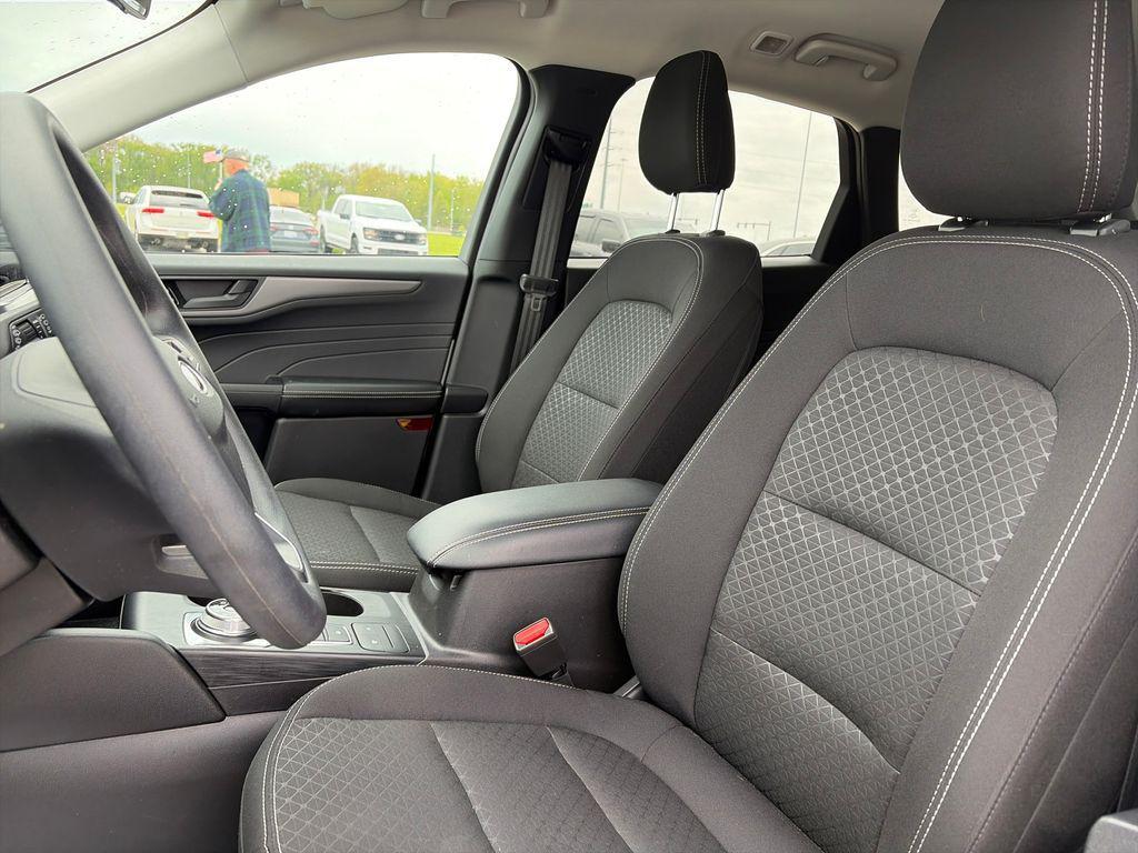 used 2025 Ford Escape car, priced at $25,198