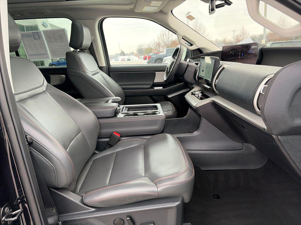 used 2025 Ford Expedition Max car, priced at $61,600