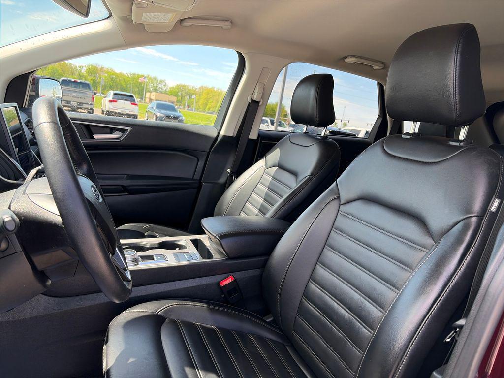used 2023 Ford Edge car, priced at $25,298