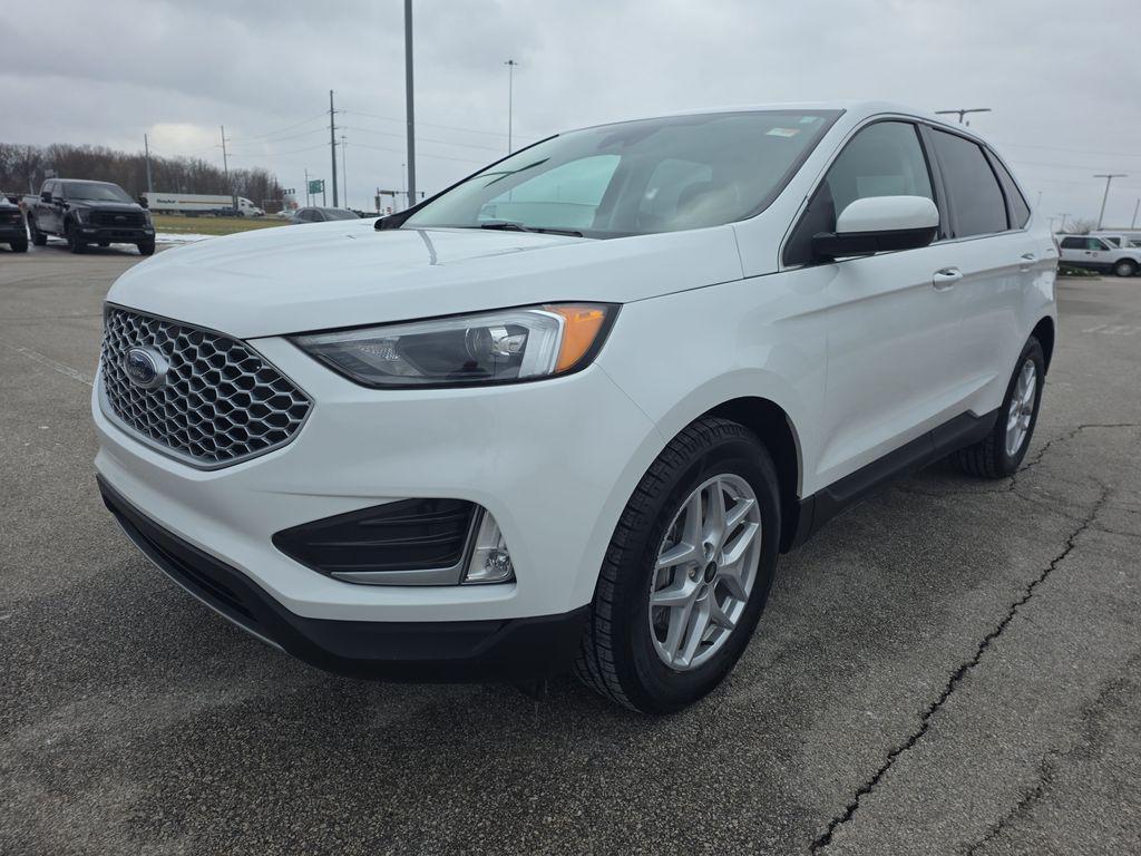 used 2024 Ford Edge car, priced at $25,700