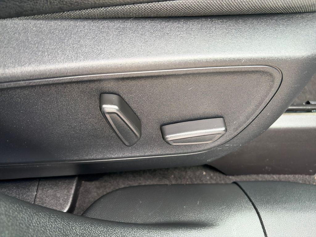 used 2025 Ford Escape car, priced at $25,900