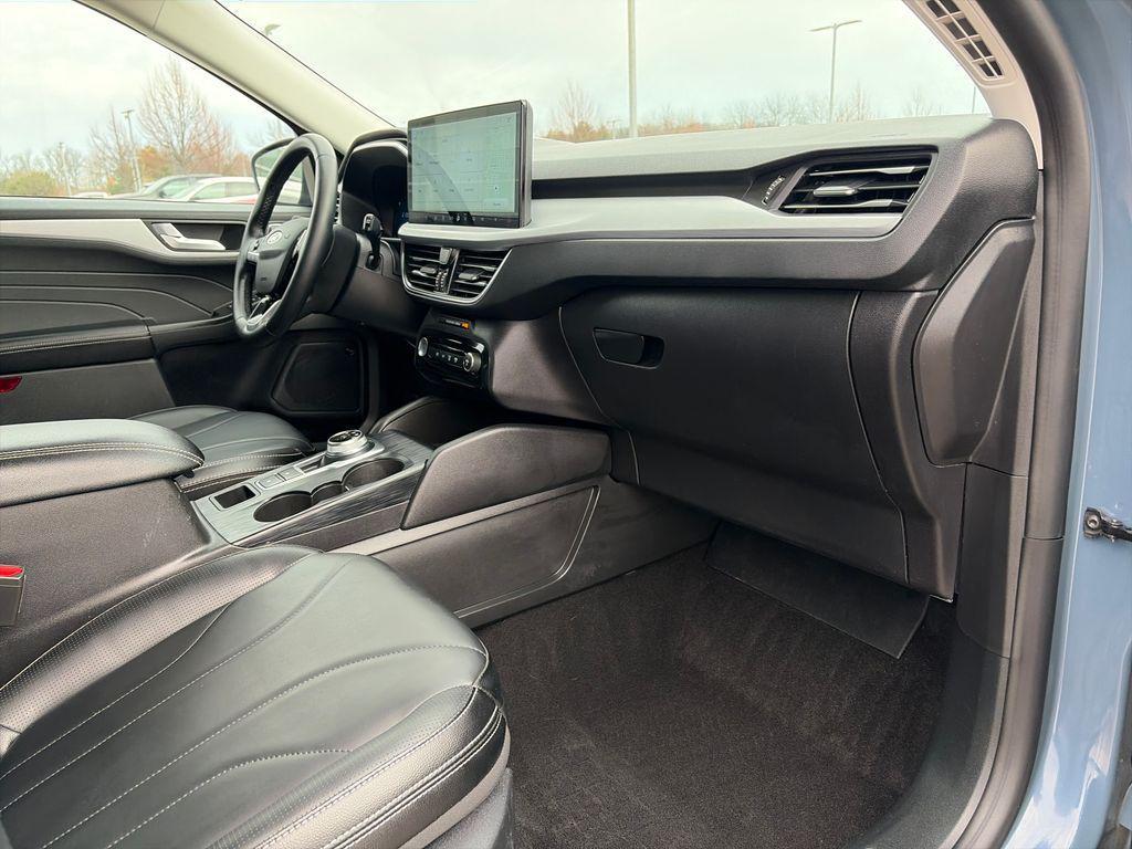 used 2025 Ford Escape car, priced at $25,900