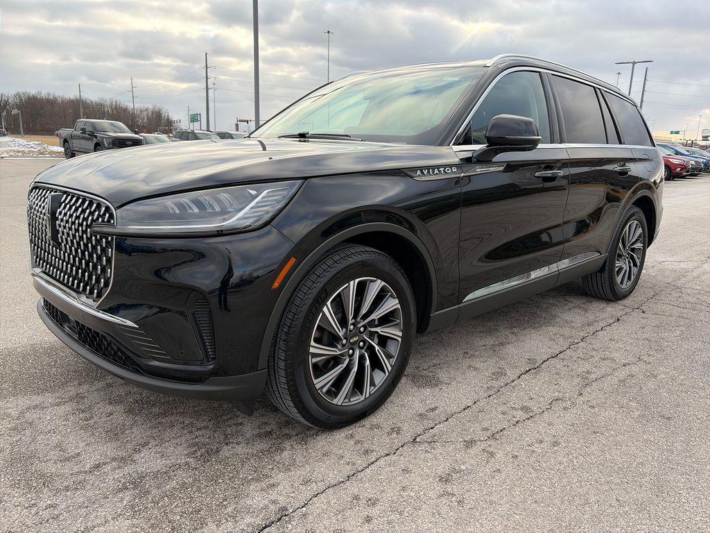 used 2025 Lincoln Aviator car, priced at $52,500