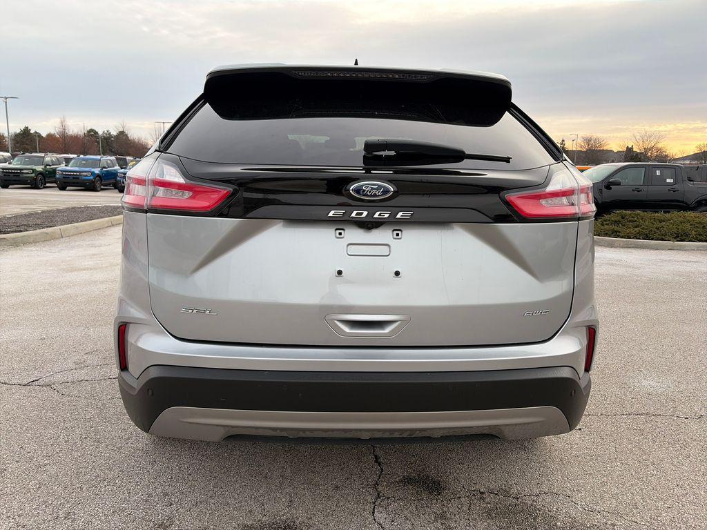 used 2024 Ford Edge car, priced at $24,600