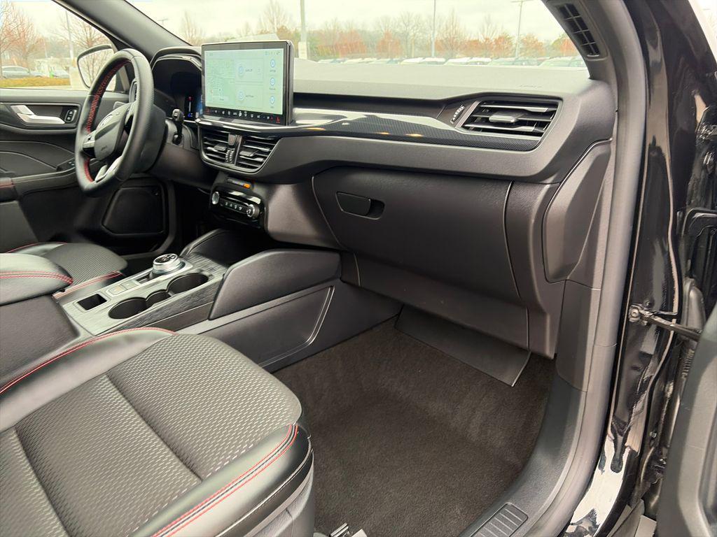 used 2024 Ford Escape car, priced at $22,300