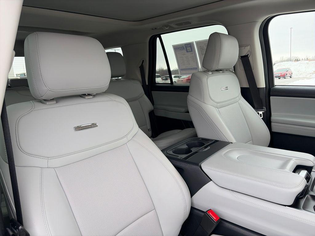 used 2025 Ford Expedition Max car, priced at $72,400