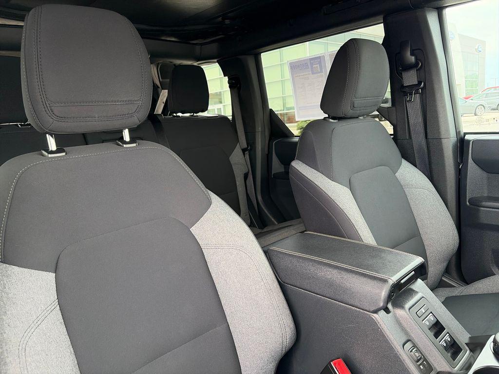 used 2025 Ford Bronco car, priced at $39,798