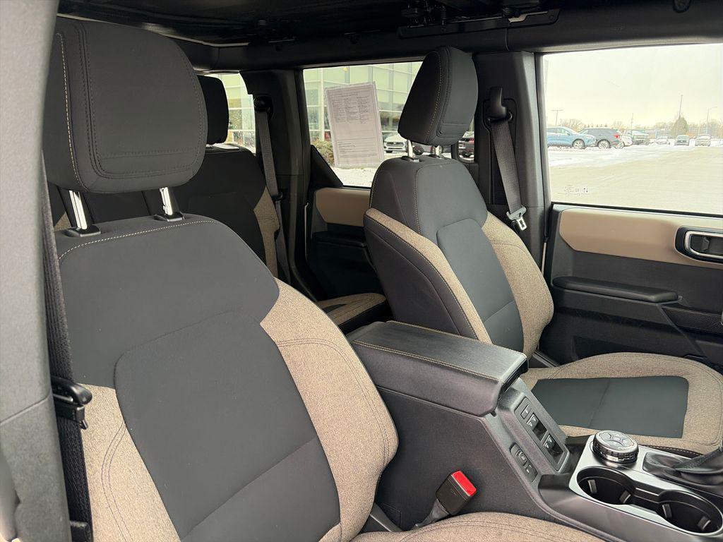 used 2025 Ford Bronco car, priced at $38,400