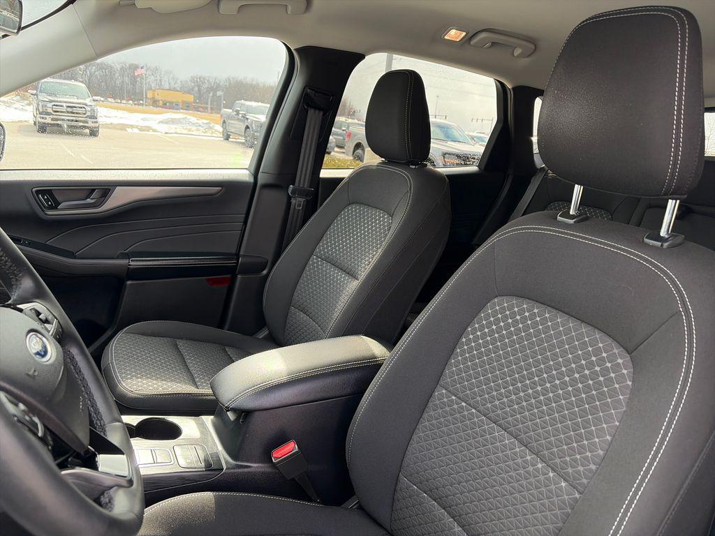 used 2023 Ford Escape car, priced at $21,600