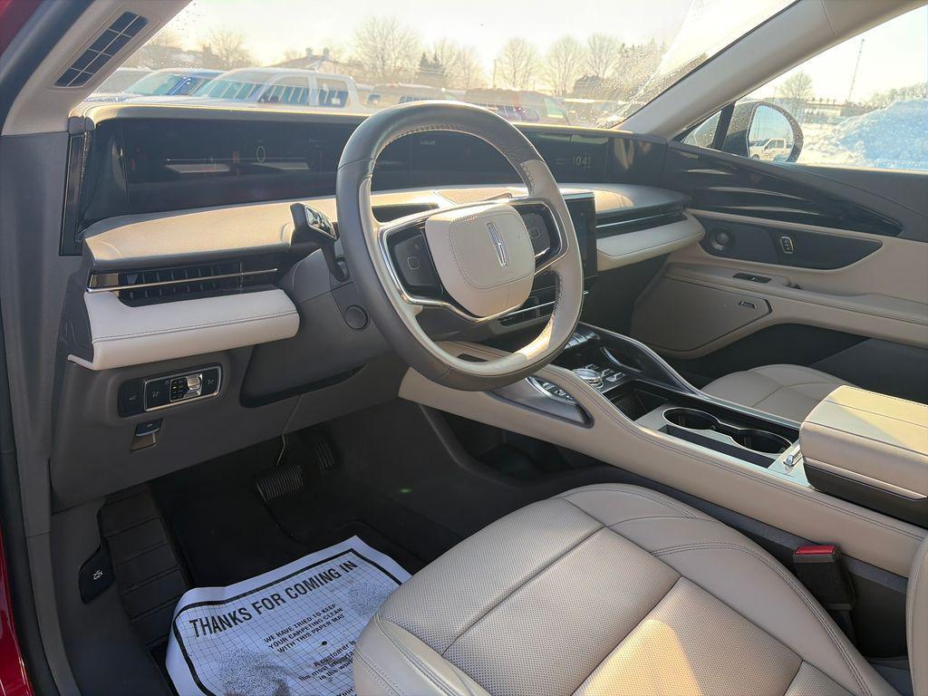 used 2025 Lincoln Nautilus car, priced at $49,900