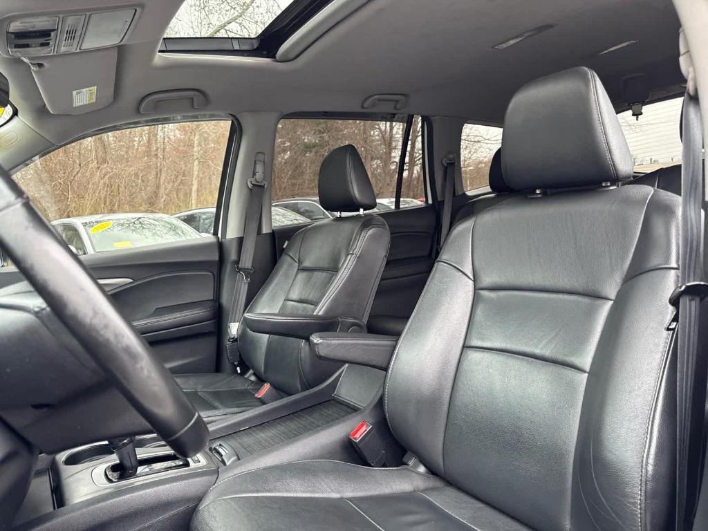 used 2019 Honda Pilot car, priced at $23,988