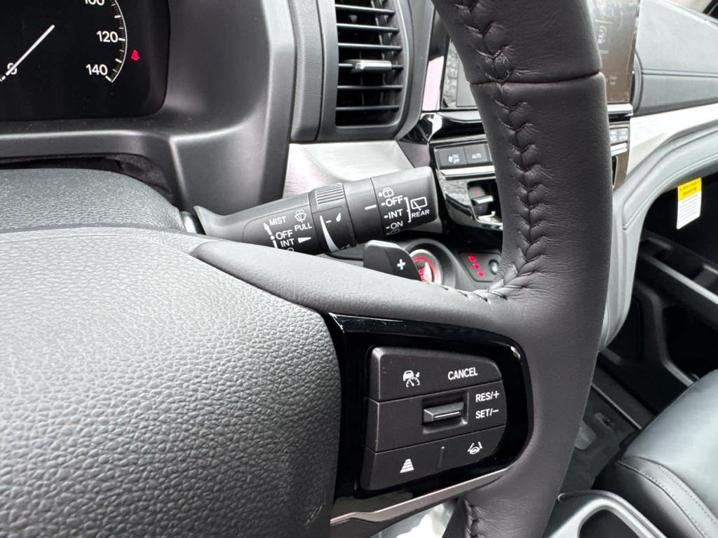 new 2026 Honda Odyssey car, priced at $45,705